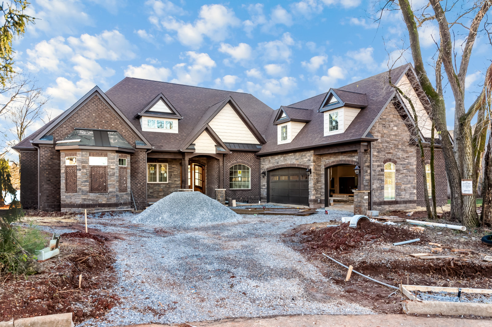 Current Homes being built in Rarity Bay Rarity Bay on Tellico Lake